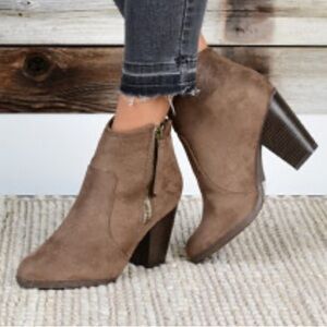 Womens Faux Suede High Heel Ankle Boots Taupe, 10 Wide. New